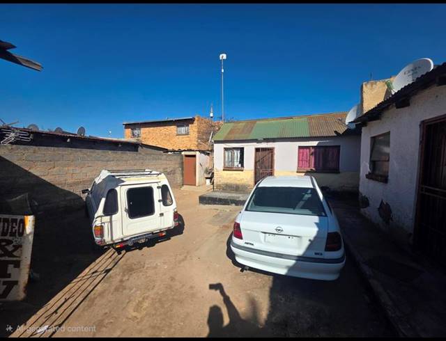 7 BEDROOM HOUSE FOR SALE IN PHOMOLONG
